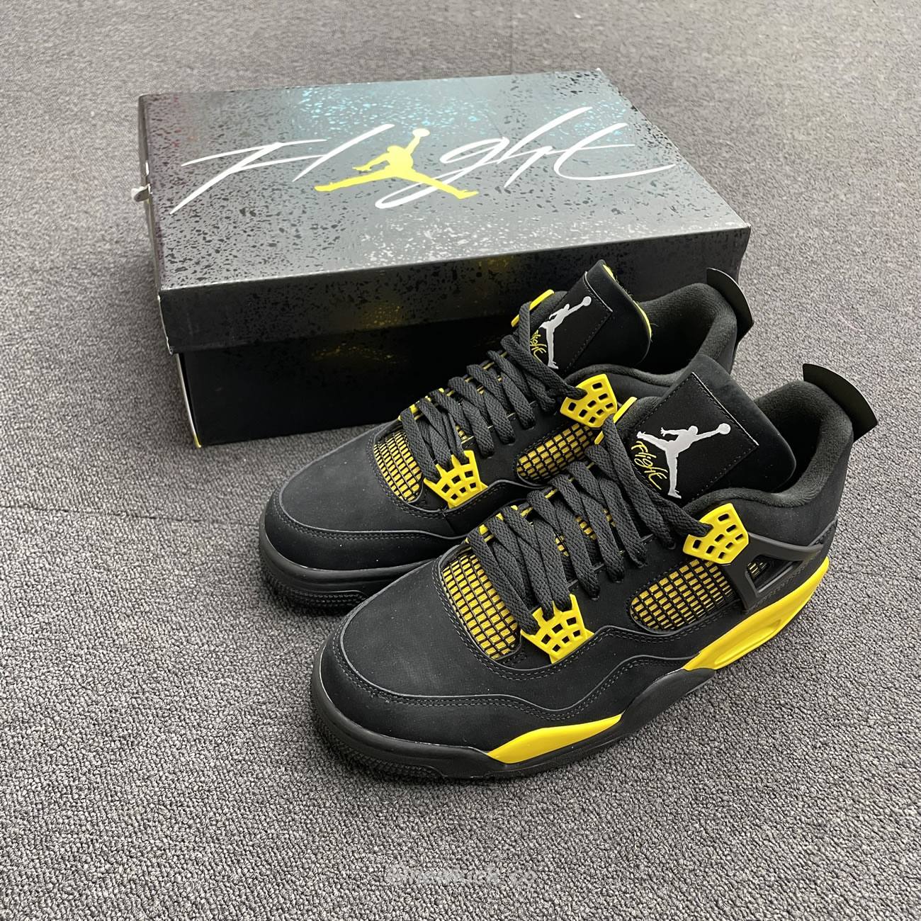 Air Jordan 4 Thunder 2023 Dh6927 017 (20) - newkick.app